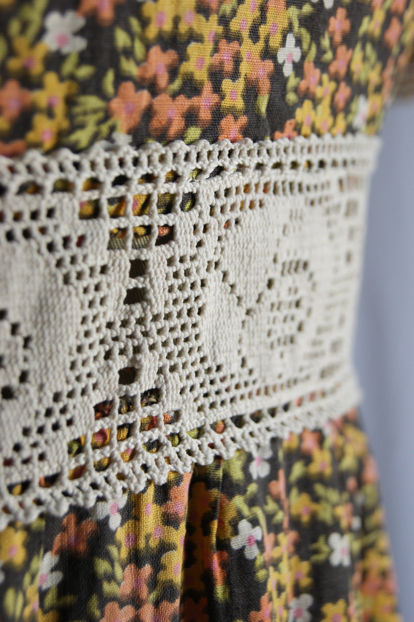 1970s Hand-Sewn Prairie Dress with Hand-Crocheted Details - S/M