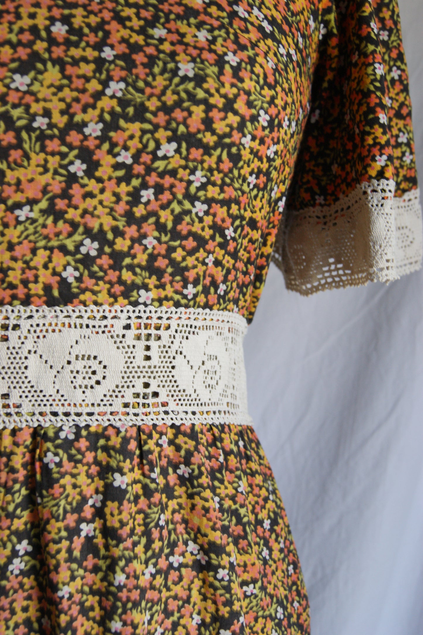1970s Hand-Sewn Prairie Dress with Hand-Crocheted Details - S/M