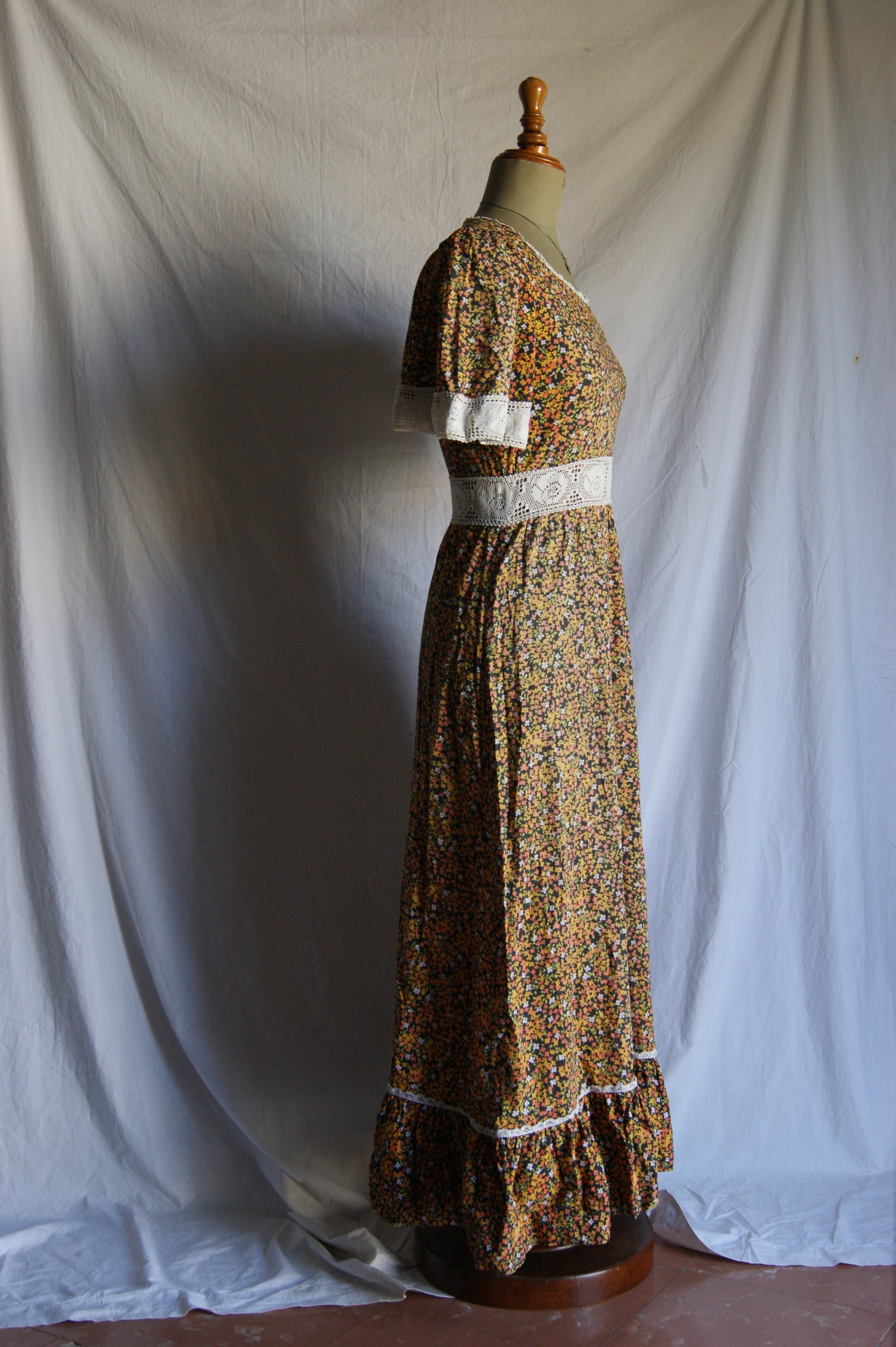 1970s Hand-Sewn Prairie Dress with Hand-Crocheted Details - S/M