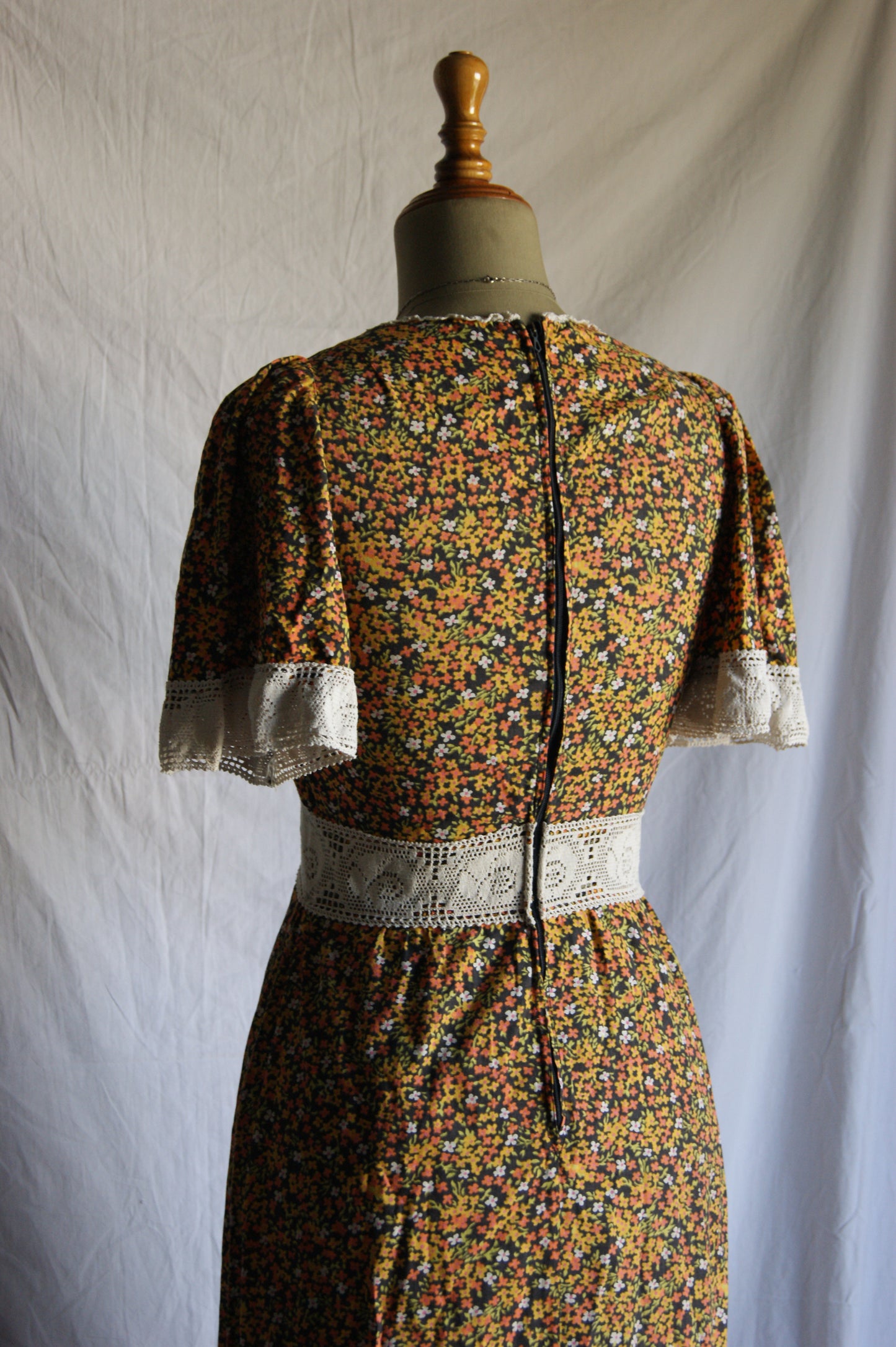 1970s Hand-Sewn Prairie Dress with Hand-Crocheted Details - S/M