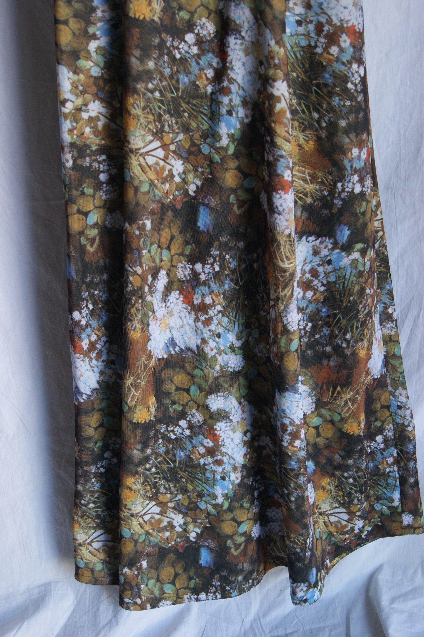 1970s Hand-Sewn Prairie Dress in Nature's Garden Print Syntethic Fabric - XS