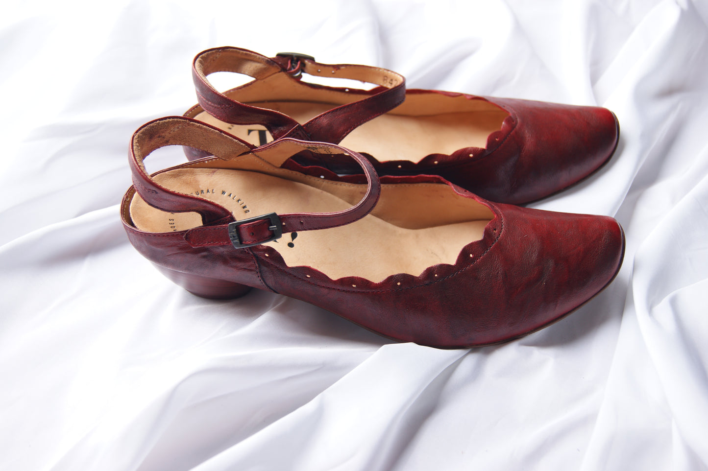 Vintage Think! Burgundy Leather Scalloped Mary Jane's - EU40.5 US9.5