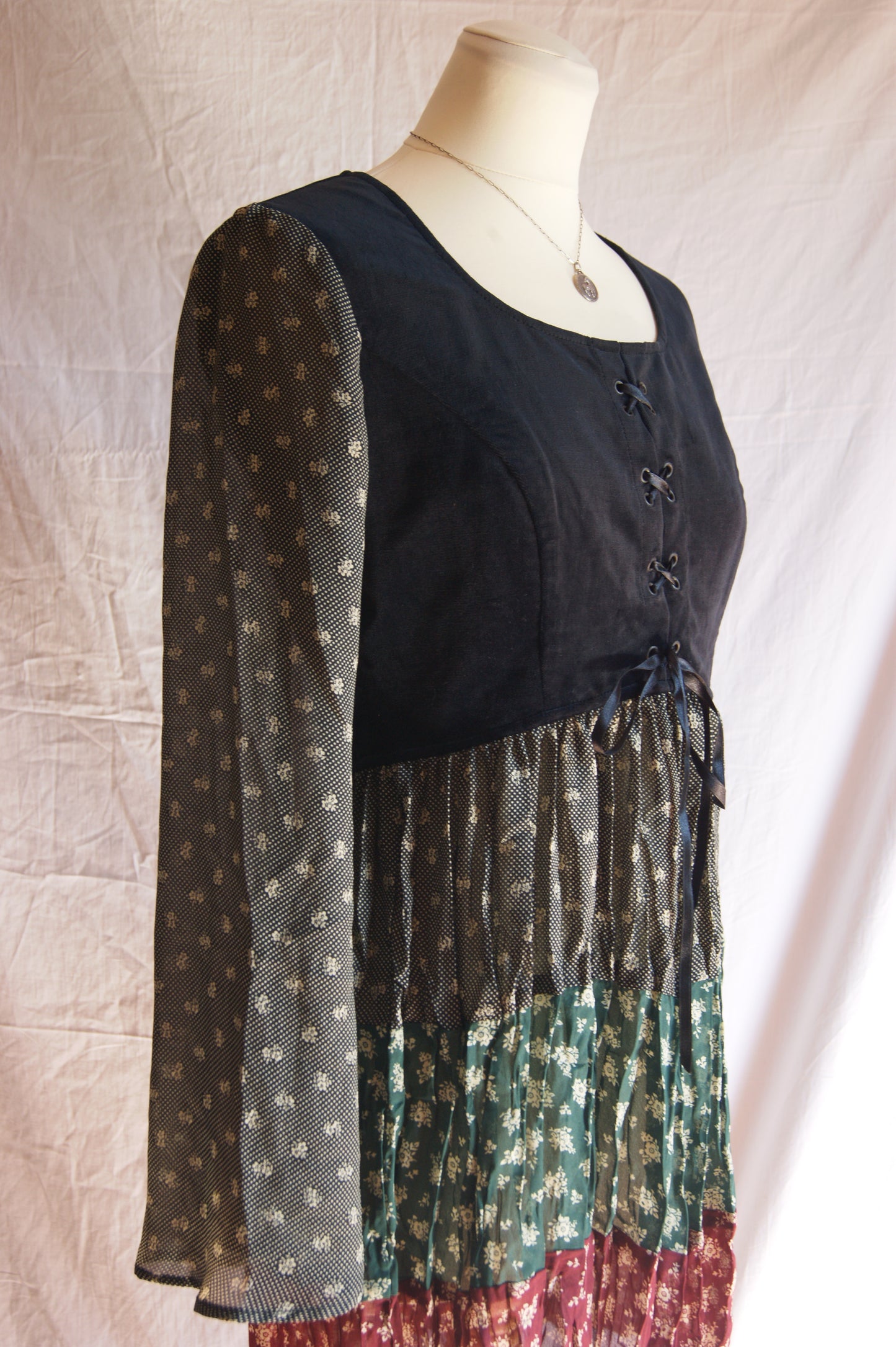 1980s Tiered Floral Dress with Lace-Up Velvet Bodice - S