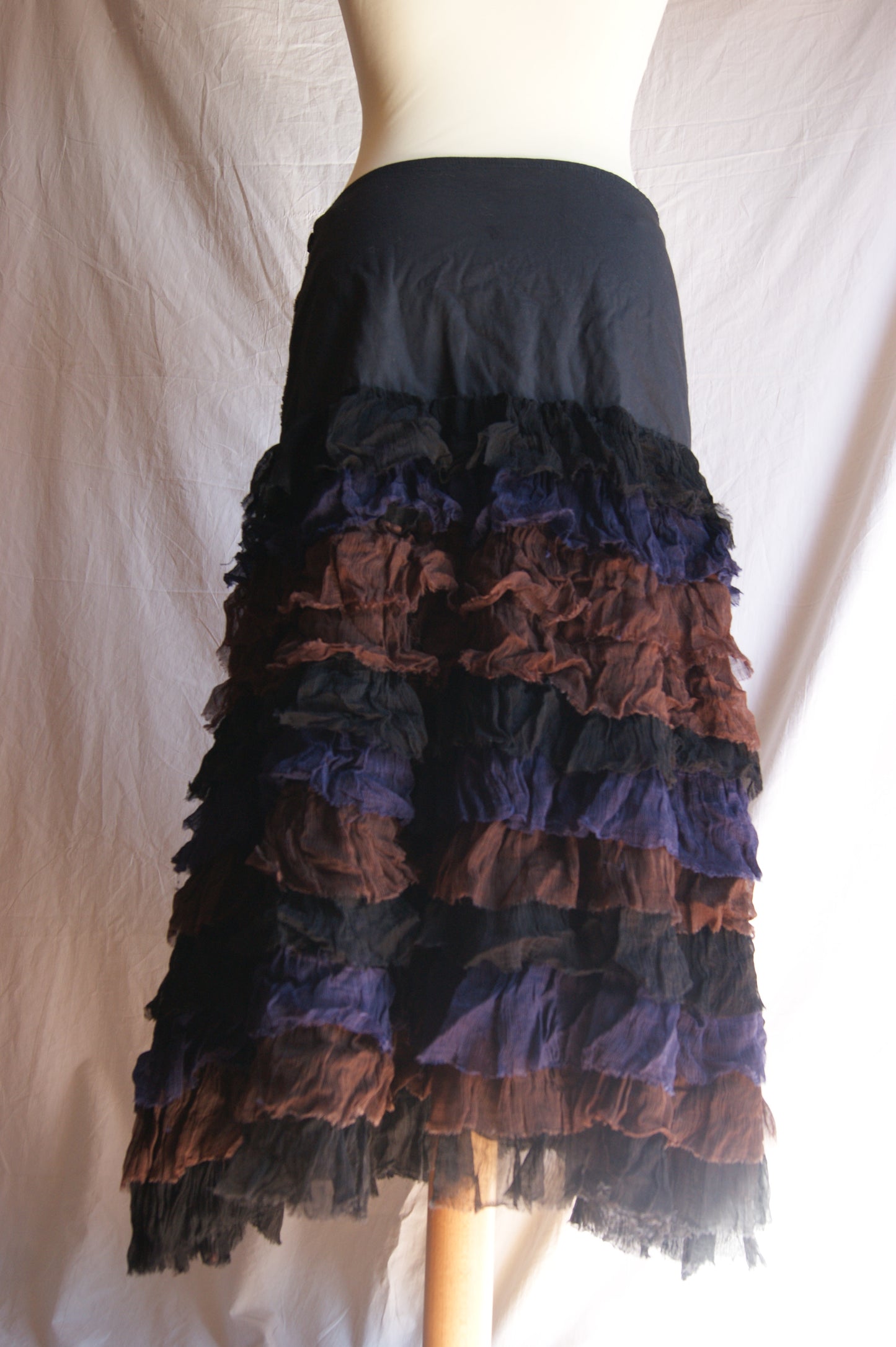 1990s Tiered Ruffle Skirt with Metallic Coin Belt - M