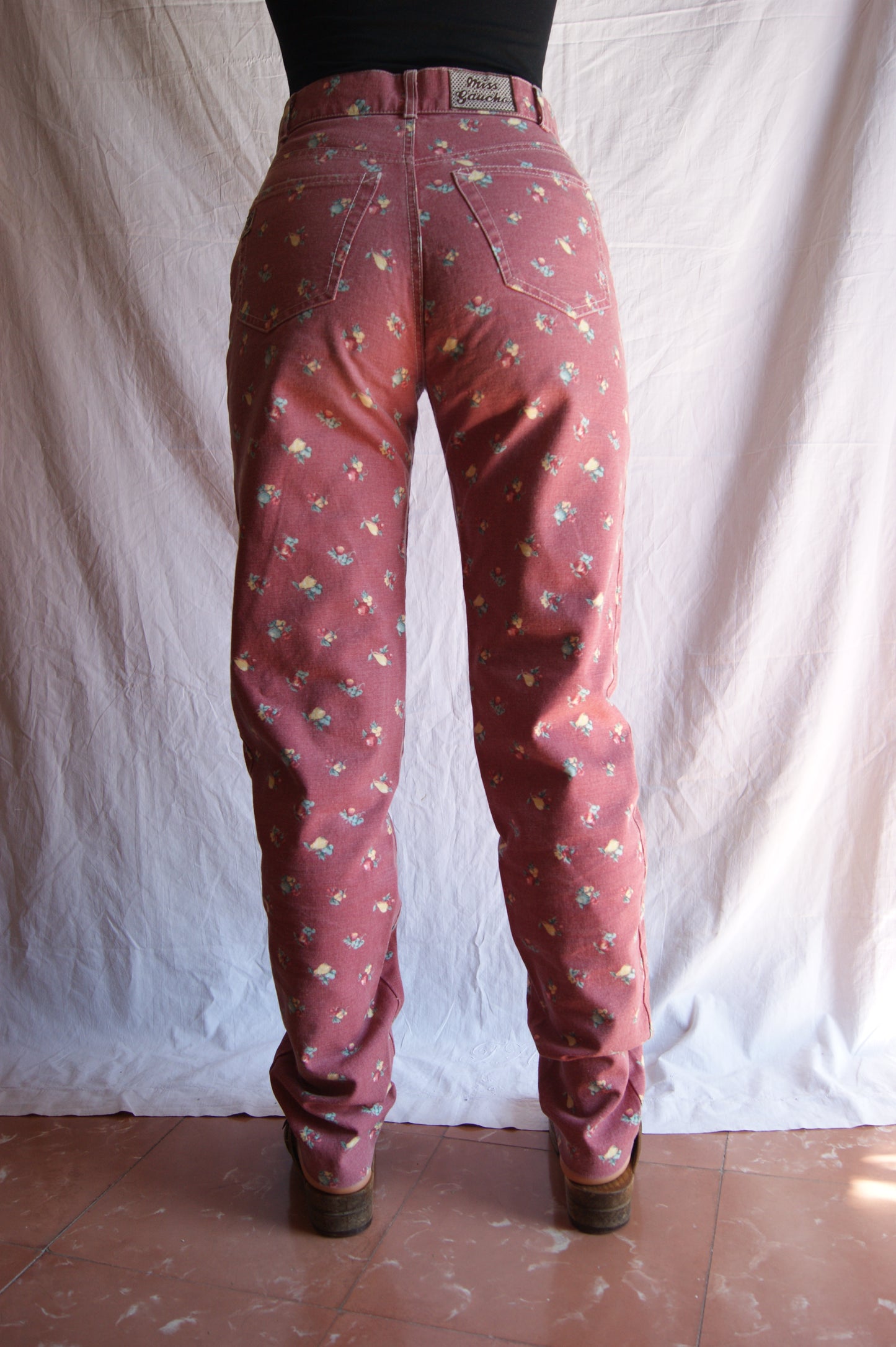 1980s Rose Meadow Fruit Print High-Waisted Trousers - M