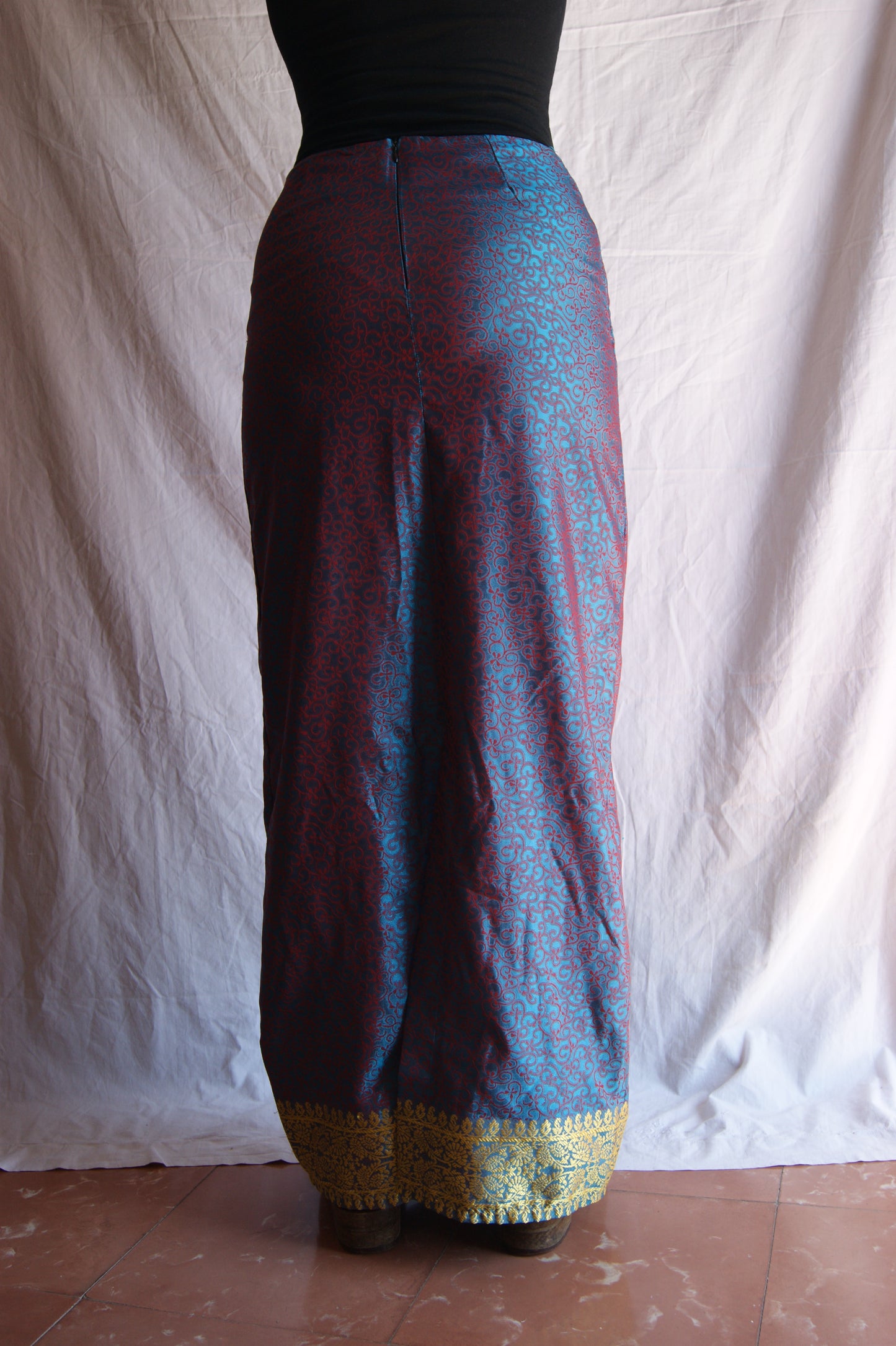 1990s Iridescent Maxi Skirt with Golden Trim - S
