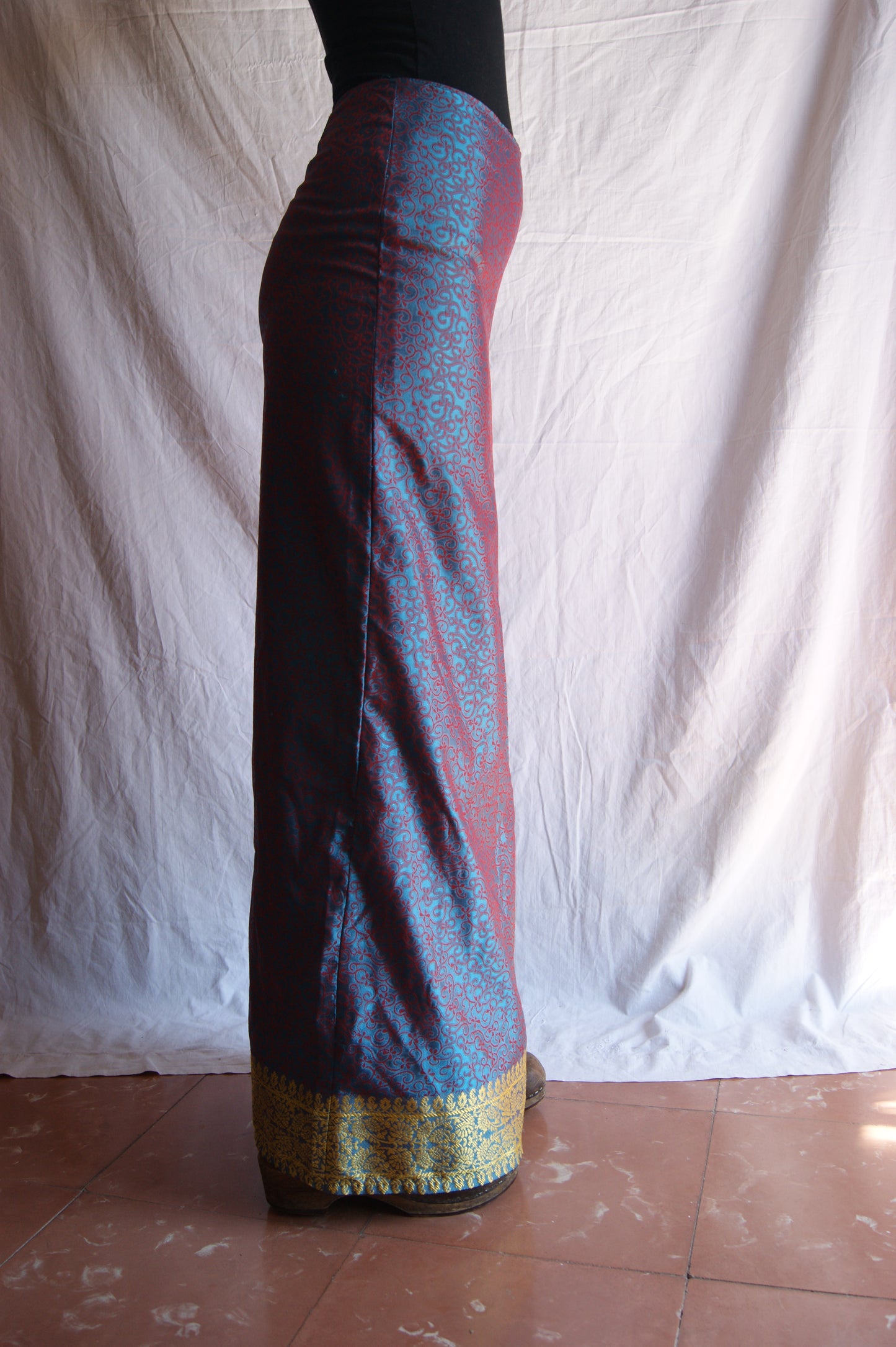 1990s Iridescent Maxi Skirt with Golden Trim - S