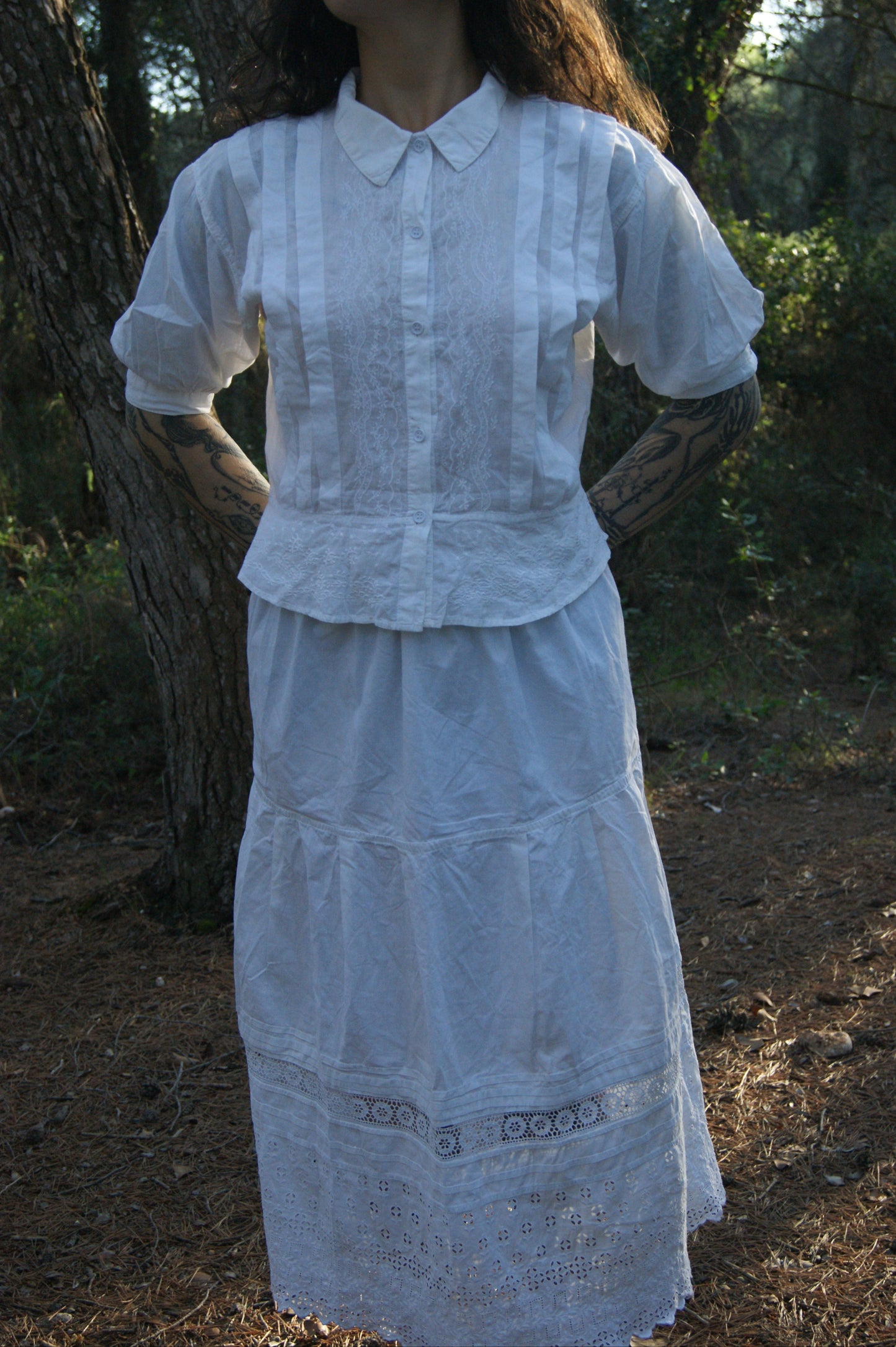 1970s Embroidered Cotton Blouse with Floral Motif - M