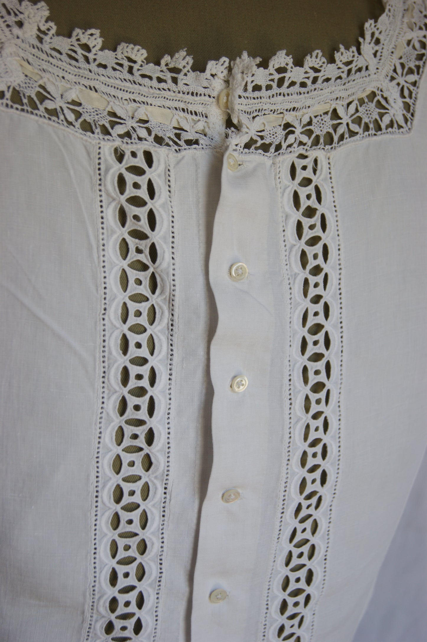 Late 1800s Antique Cotton Corset Cover with Intricate Lacework Trim - S