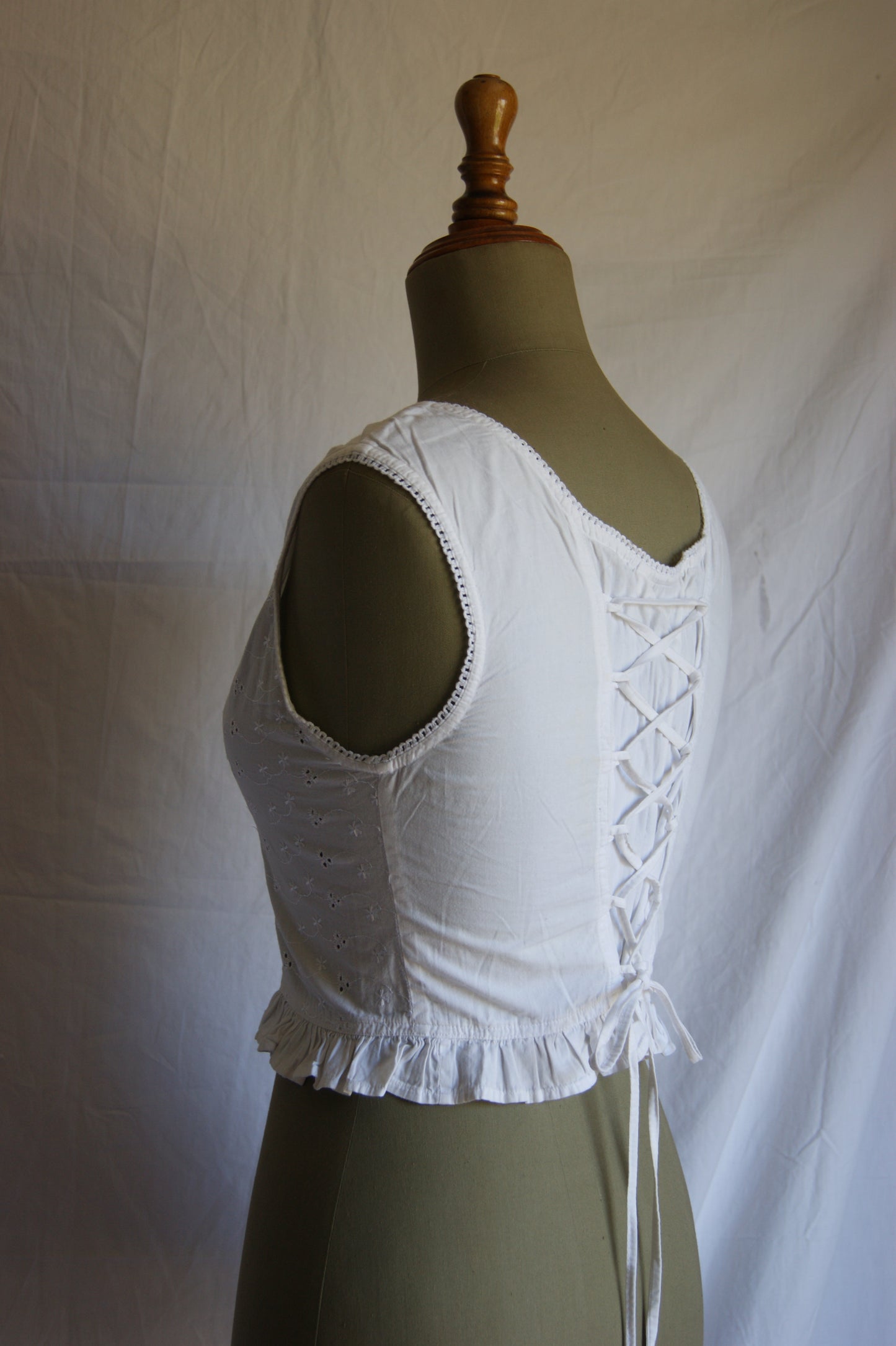 1980s White Cotton Broderie Anglaise Corset Blouse - S/M
