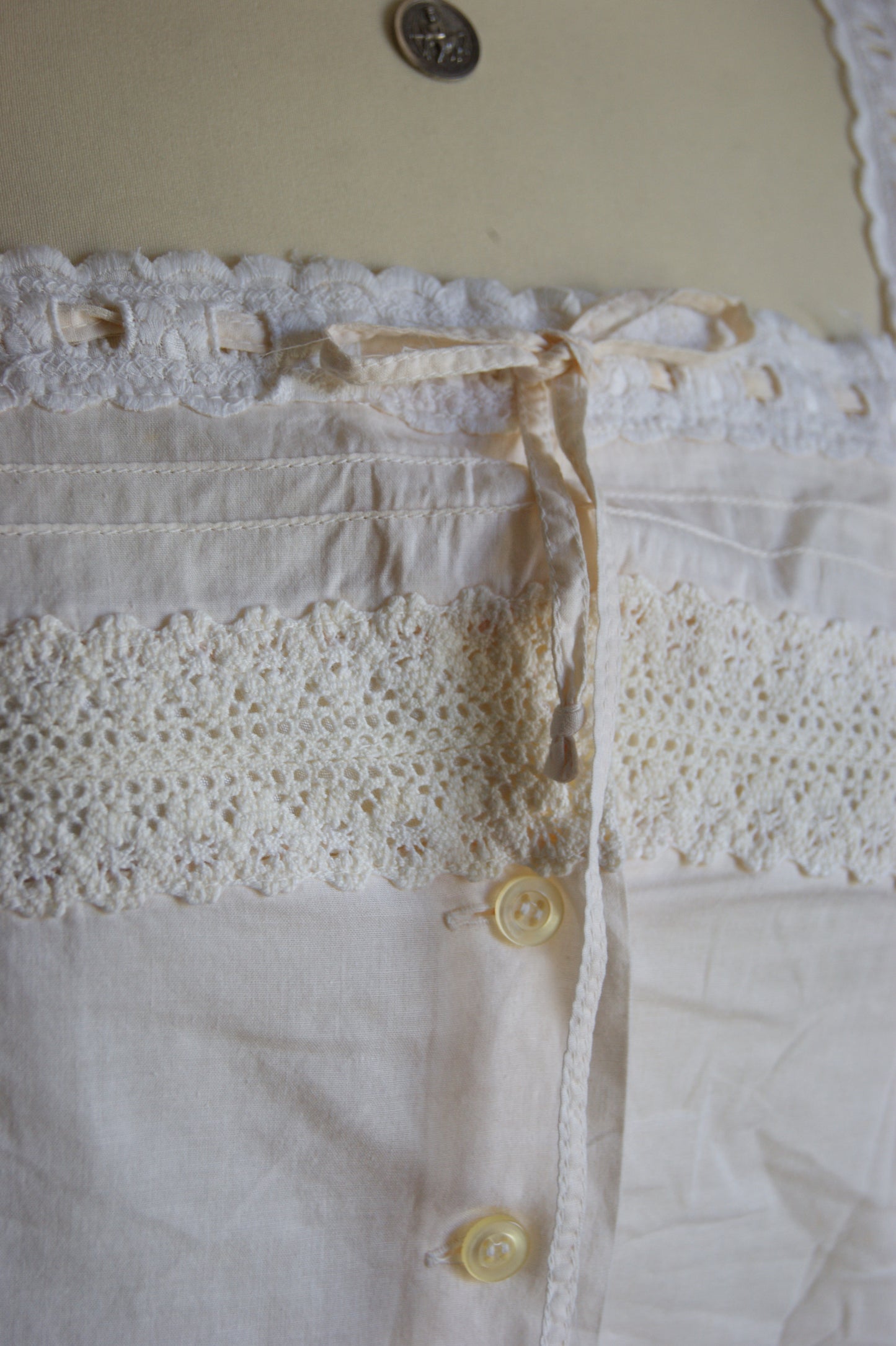 1940s Hand-Made Pale Salmon Cotton Camisole with Lace Trim Bodice - S/M