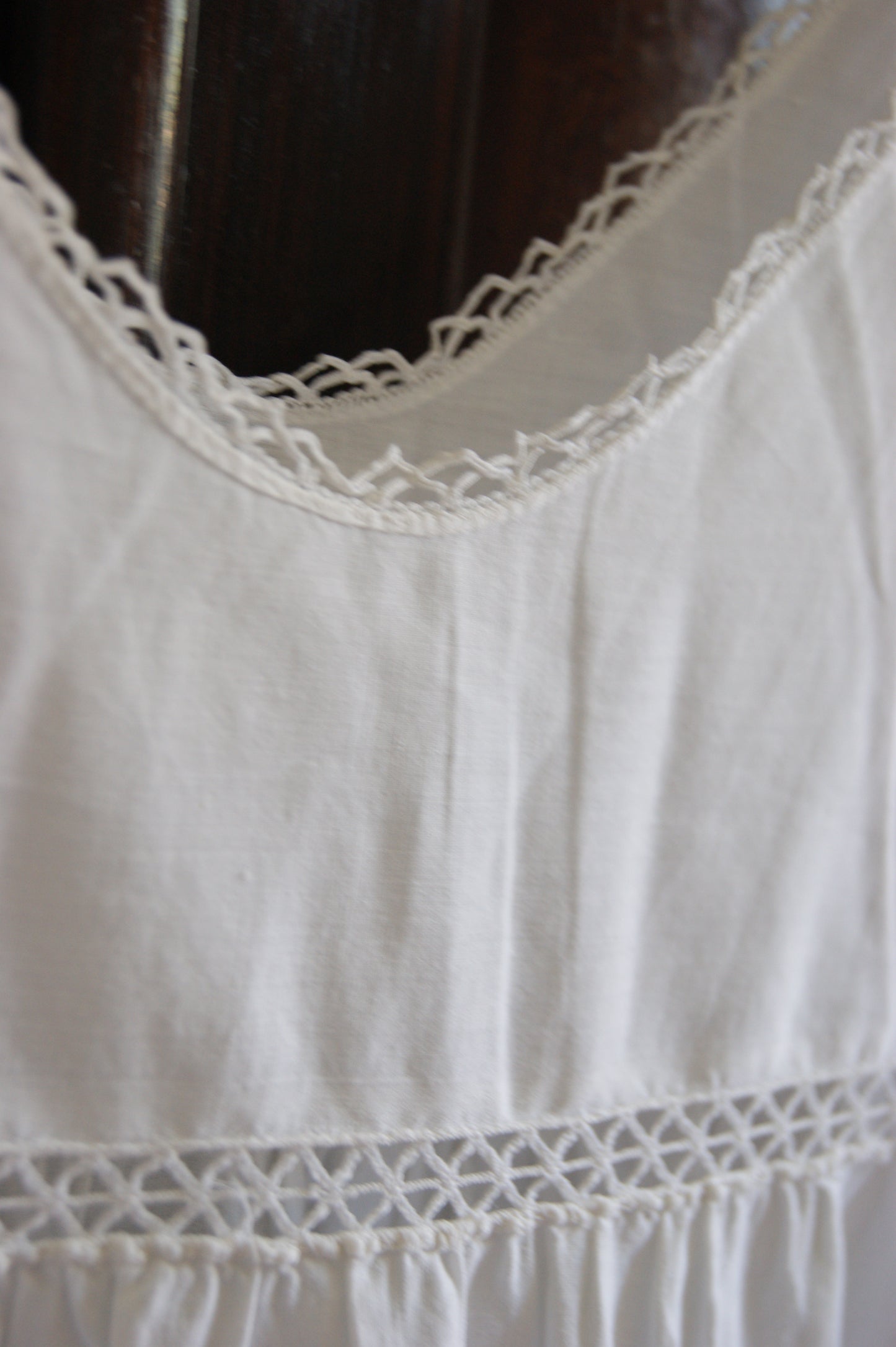 1920s Hand-Crafted Cotton Nightgown/Sundress with Ladder Lace Trim - M