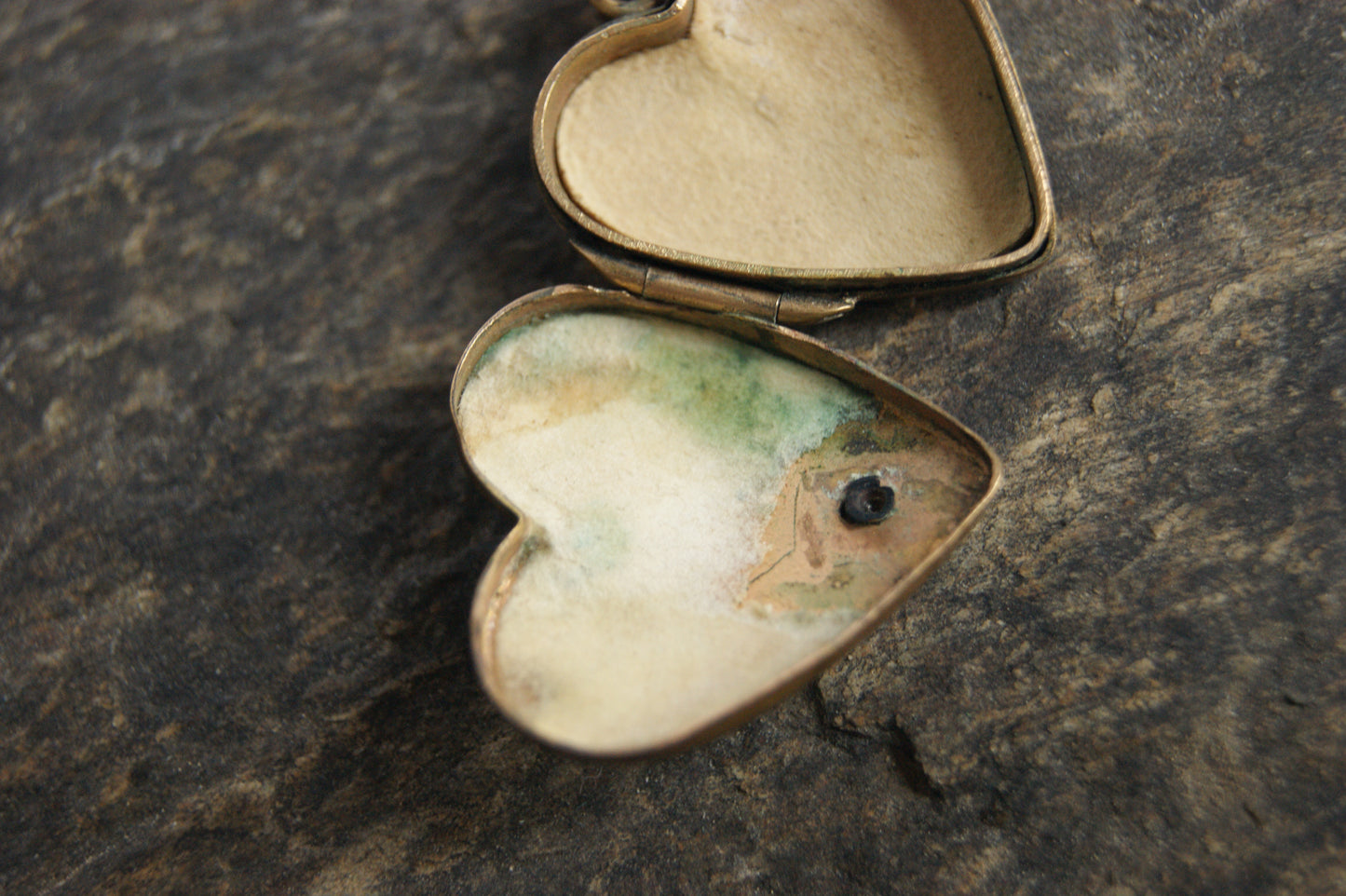 Late 1800s Antique Heart Photo Locket
