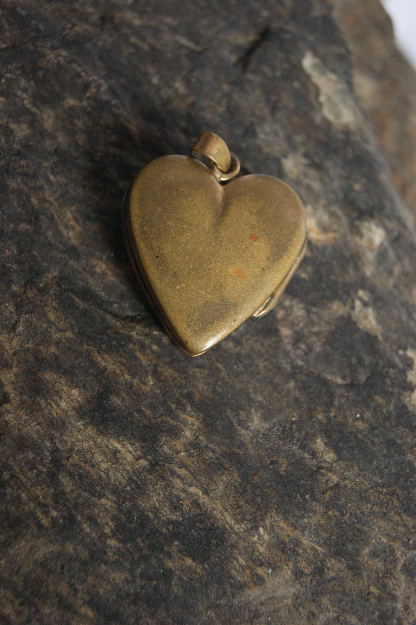 Late 1800s Antique Heart Photo Locket