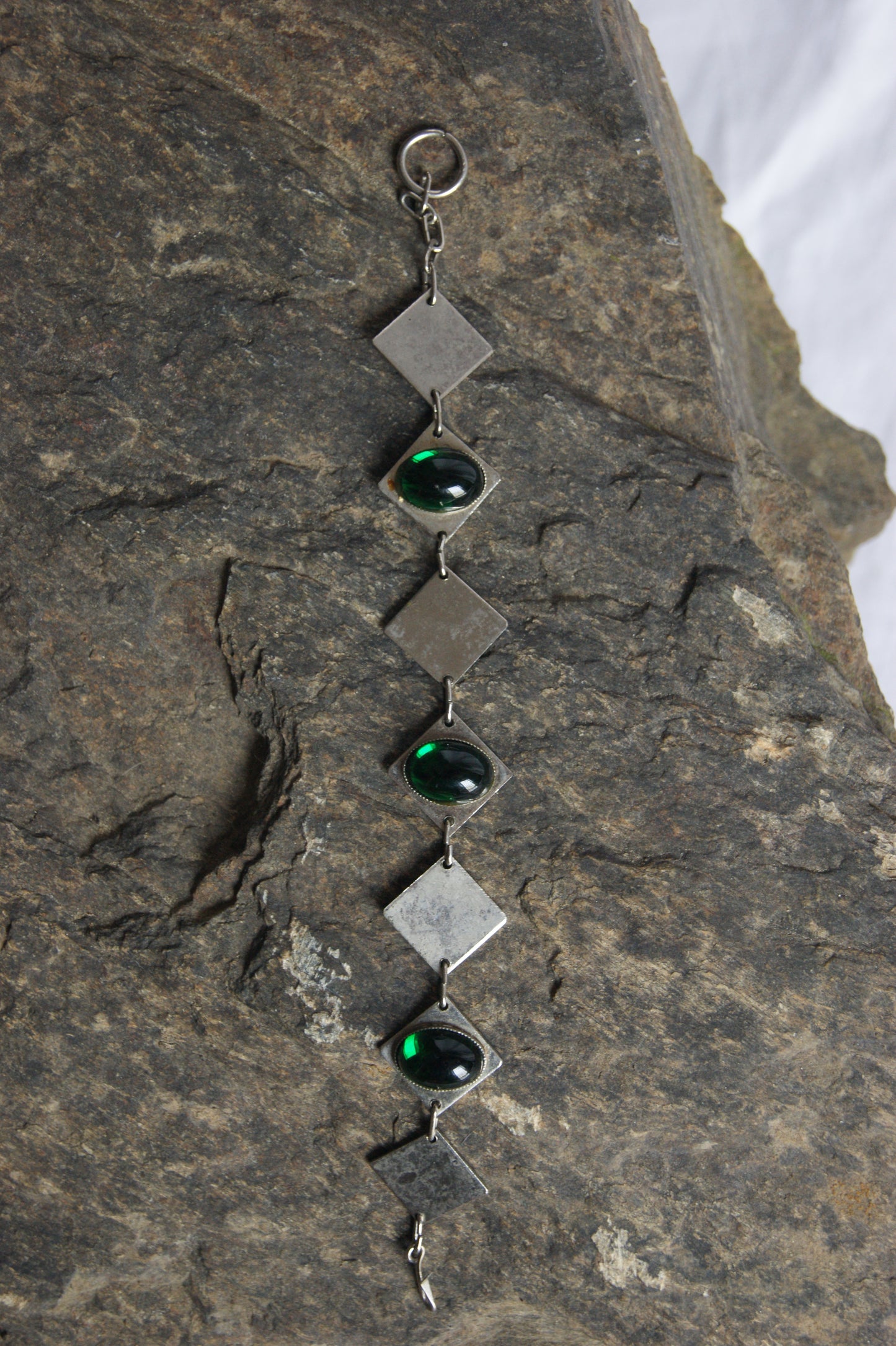 1970s Hand-Crafted Silver & Emerald Green Glass Geometric Bracelet