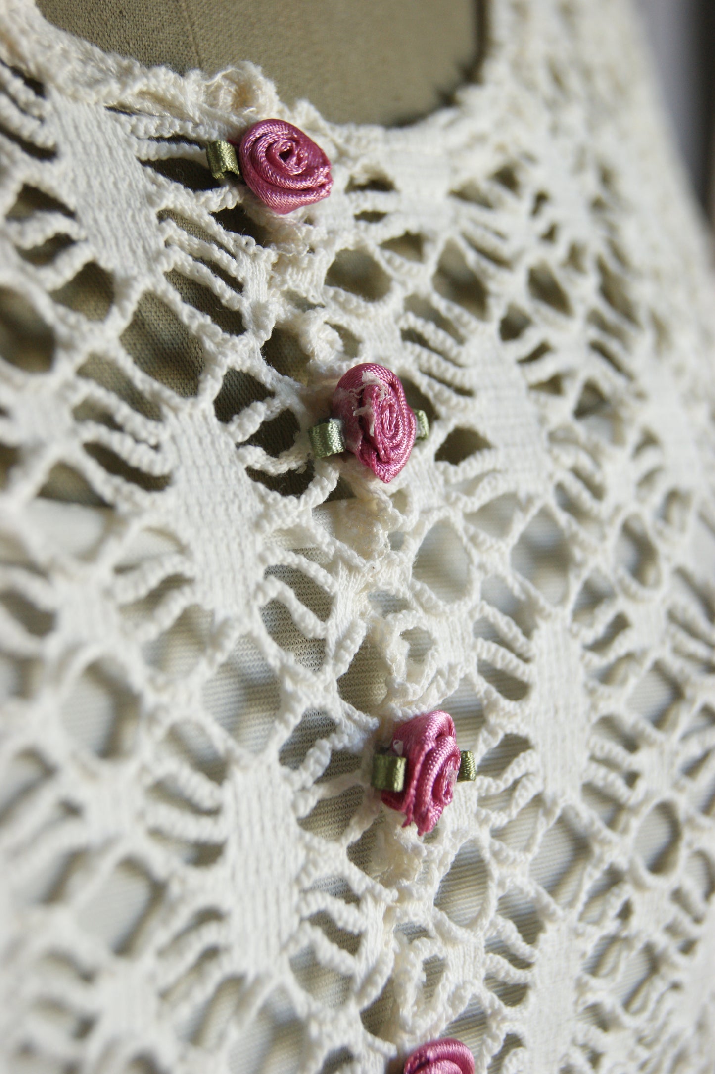 1970s Cotton Lace Dress with Waist Tie - S/M