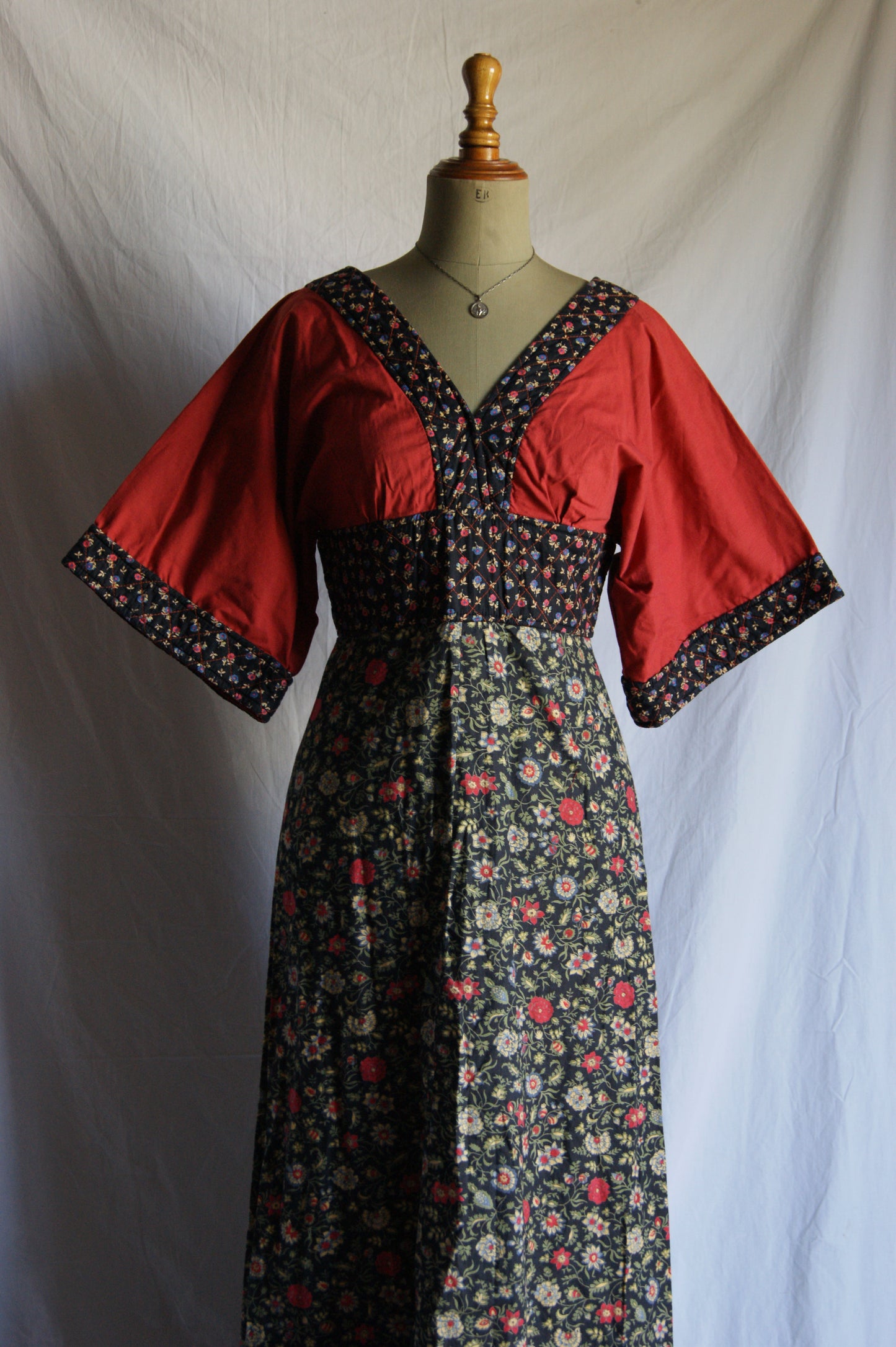 1970s Shubette of London Quilted Maxi Kimono Dress - M