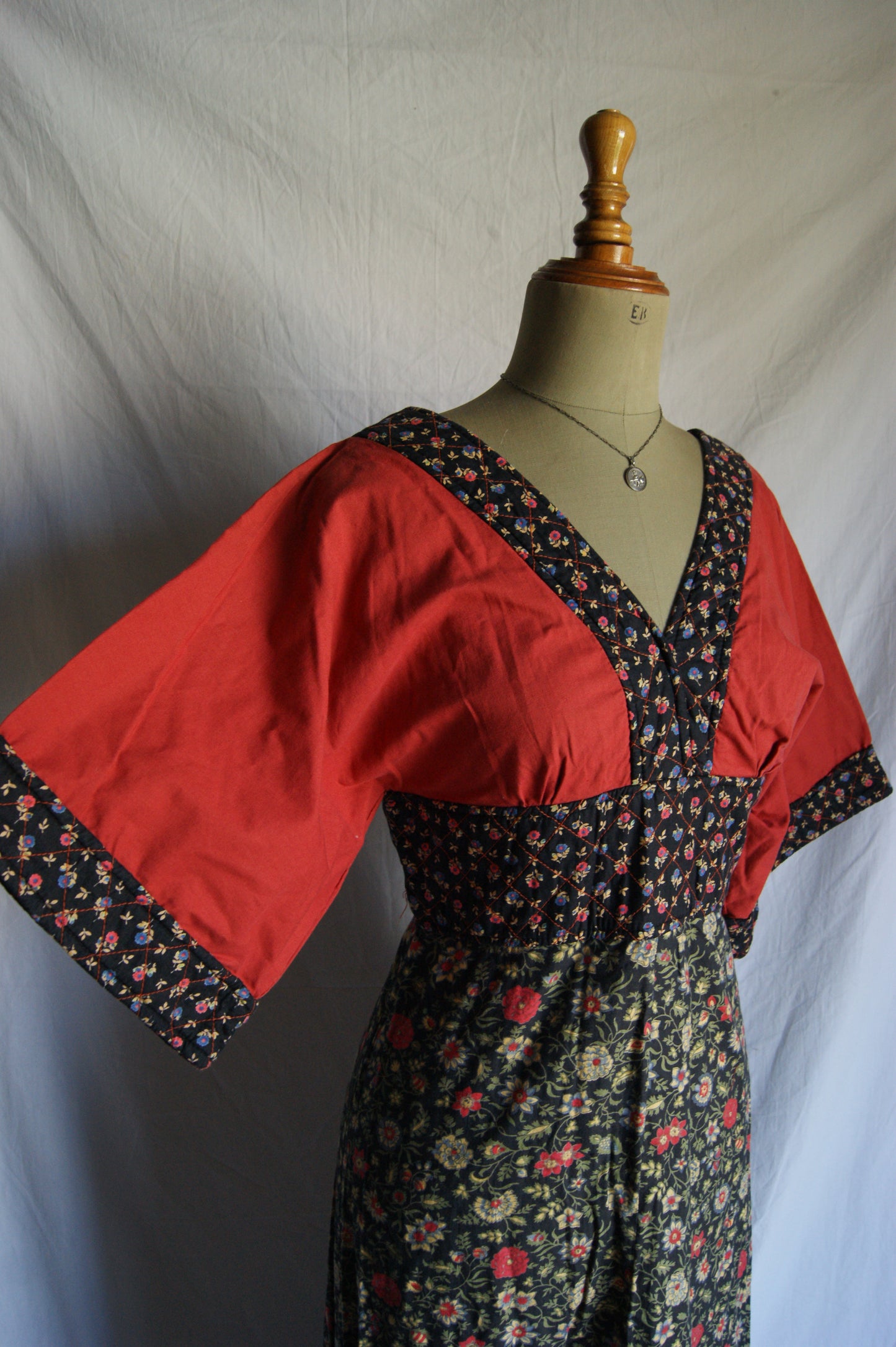 1970s Shubette of London Quilted Maxi Kimono Dress - M
