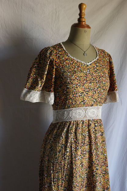 1970s Hand-Sewn Prairie Dress with Hand-Crocheted Details - S/M