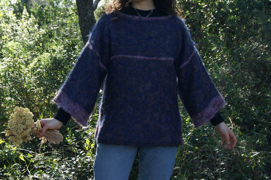 1990s Hand-Made Virgin Wool Poncho Sweater in Deep Purple Heather – Atelier Jacque d'Autrefois