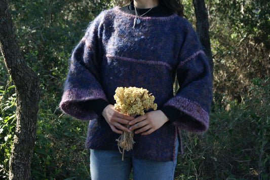 1990s Hand-Made Virgin Wool Poncho Sweater in Deep Purple Heather – Atelier Jacque d'Autrefois