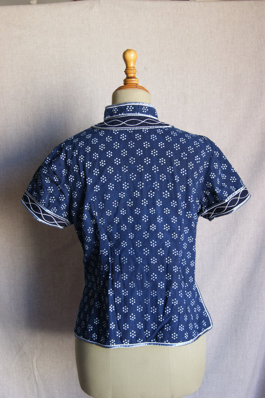 1980s Blue Linen Blouse with White Trim - S/M