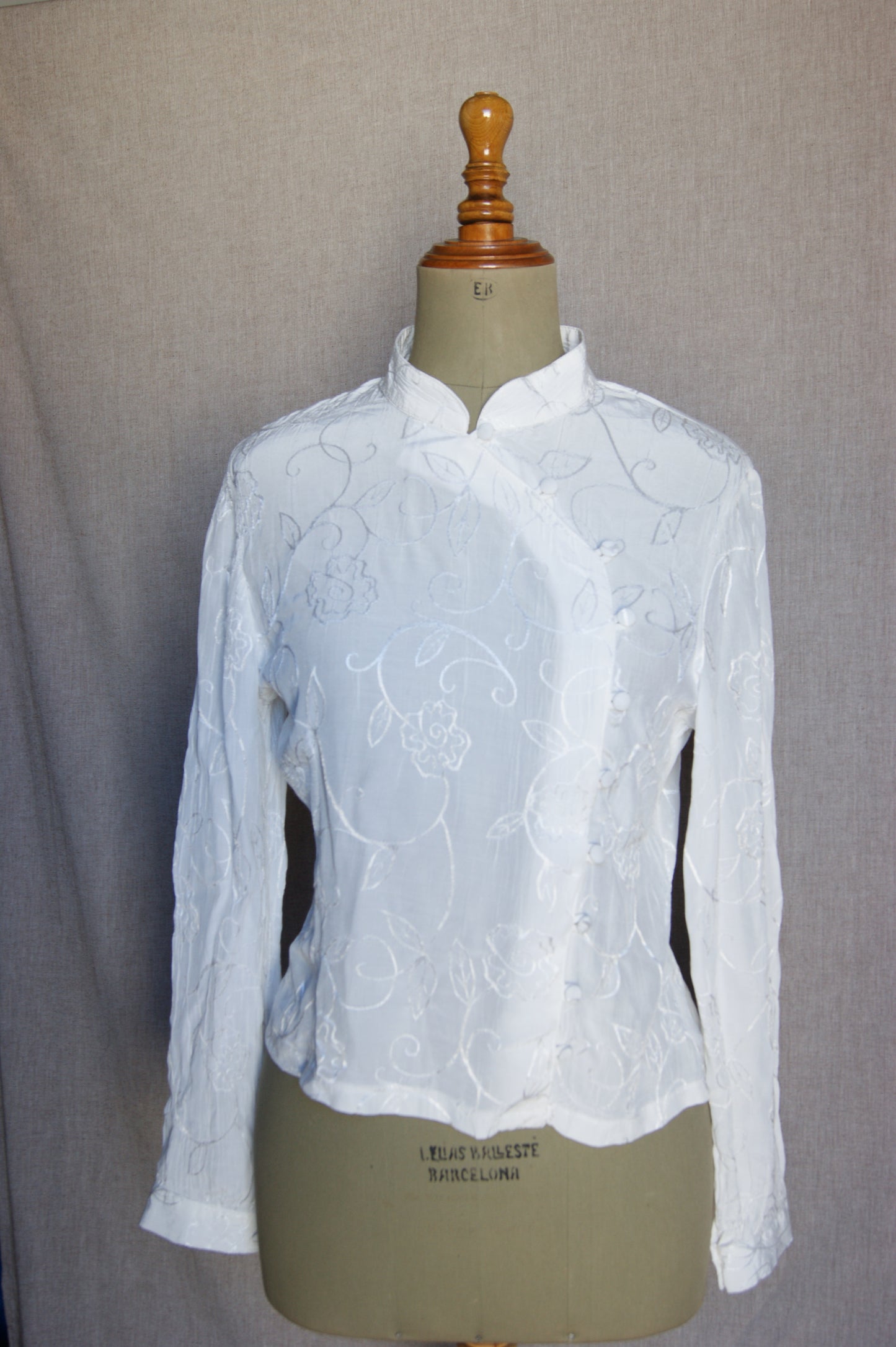 1980s White Embroidered Sheer Blouse - S/M