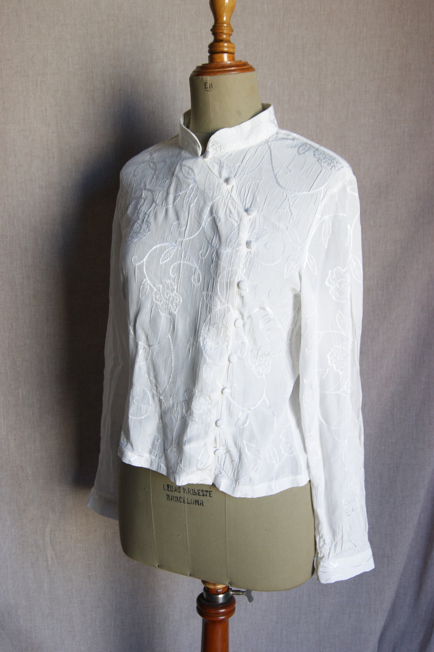 1980s White Embroidered Sheer Blouse - S/M