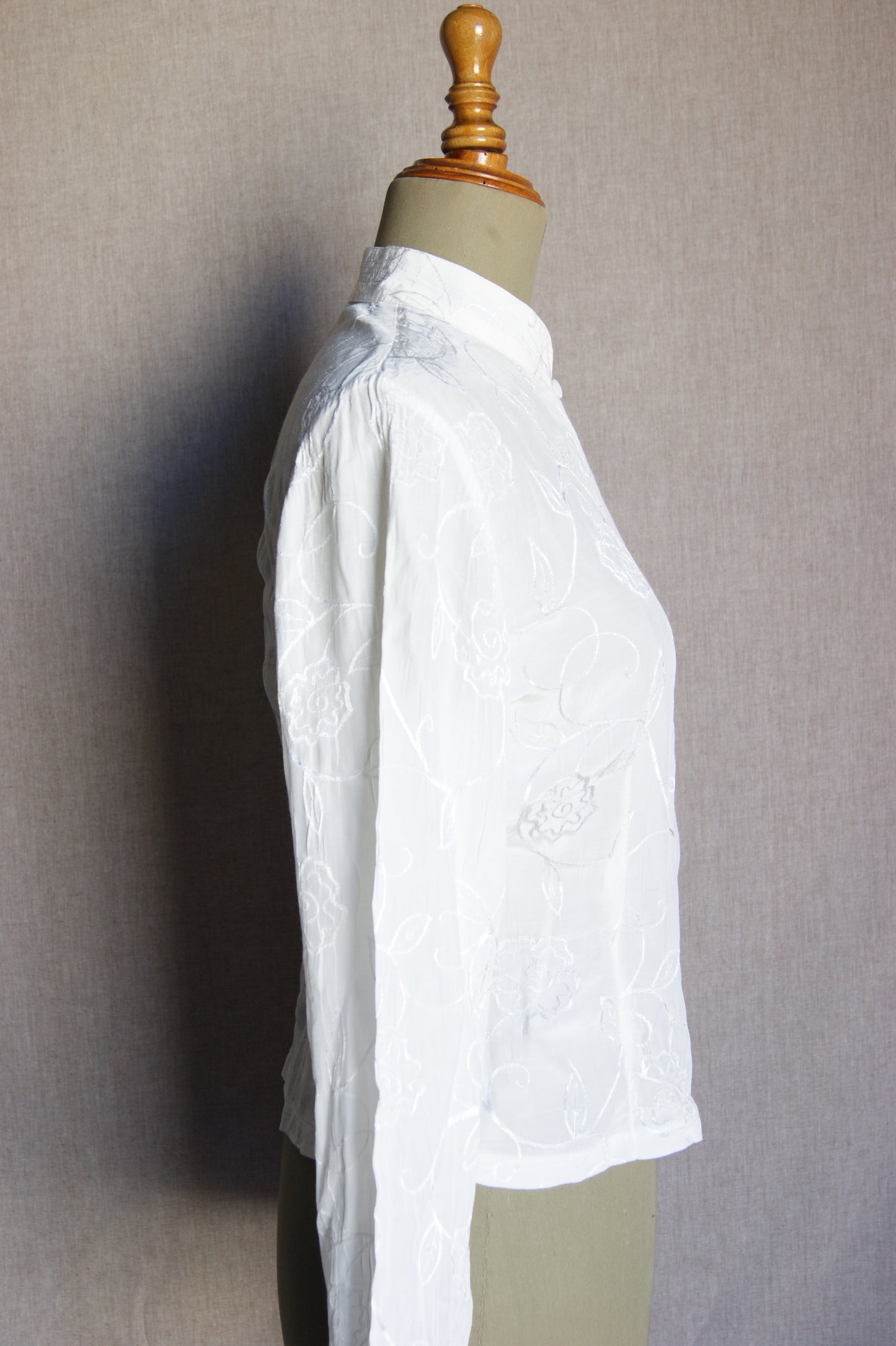 1980s White Embroidered Sheer Blouse - S/M