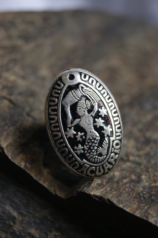 1970s Handcrafted Zodiac Ring – Aquarius Astrology Sign