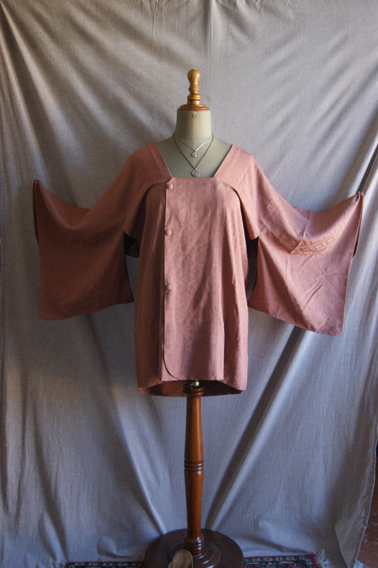 1960s Japanese Silk Hand-Crafted Dusty Rose Haori Kimono Jacket