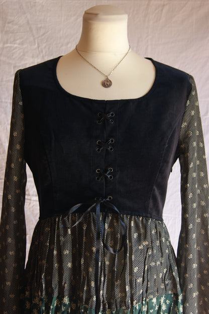 1980s Tiered Floral Dress with Lace-Up Velvet Bodice - S
