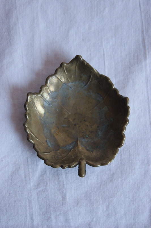 Antique Brass Leaf Trinket Dish