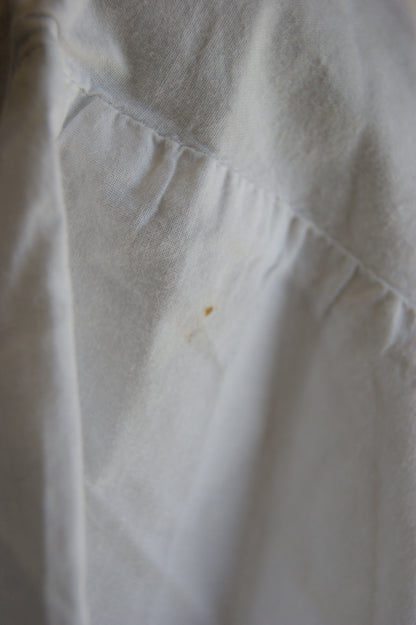 1980s White Eyelet Cotton Blouse with Scalloped Collar - M/L
