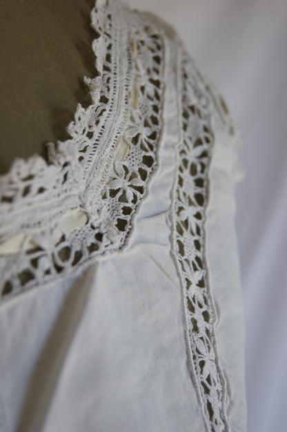 Late 1800s Antique Cotton Corset Cover with Intricate Lacework Trim - S