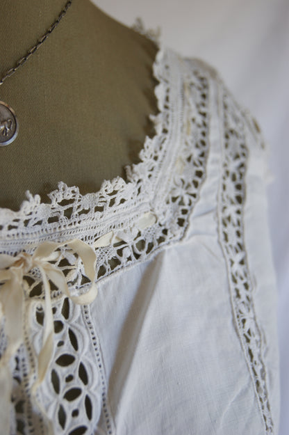 Late 1800s Antique Cotton Corset Cover with Intricate Lacework Trim - S