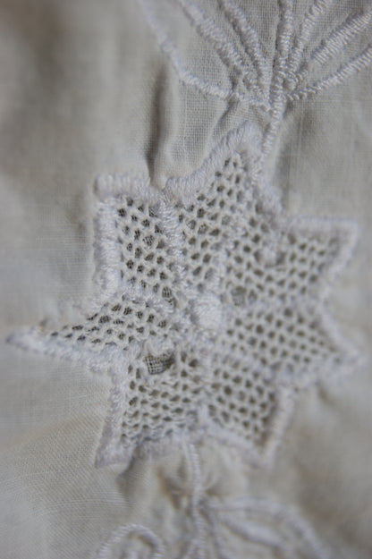 1950s Floral Embroidered Cotton Blouse Vest - M