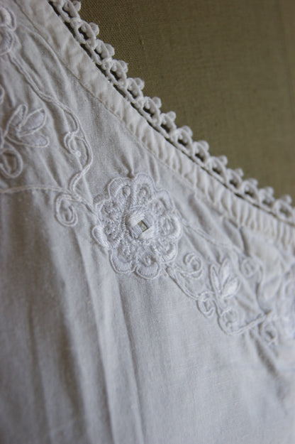 1950s Whitework Embroidered Cotton Camisole - L
