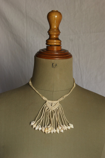 1980s Handcrafted Shell & Macramé Tassel Necklace