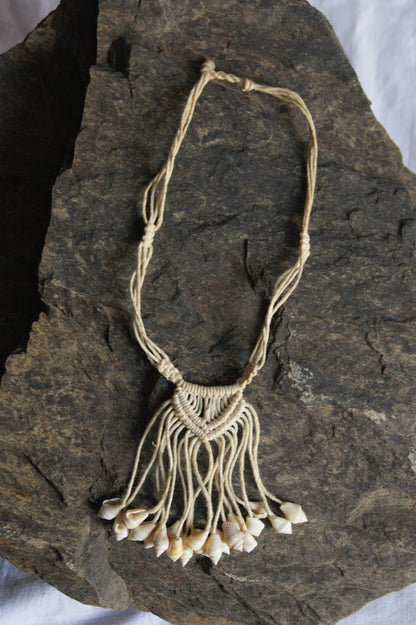 1980s Handcrafted Shell & Macramé Tassel Necklace