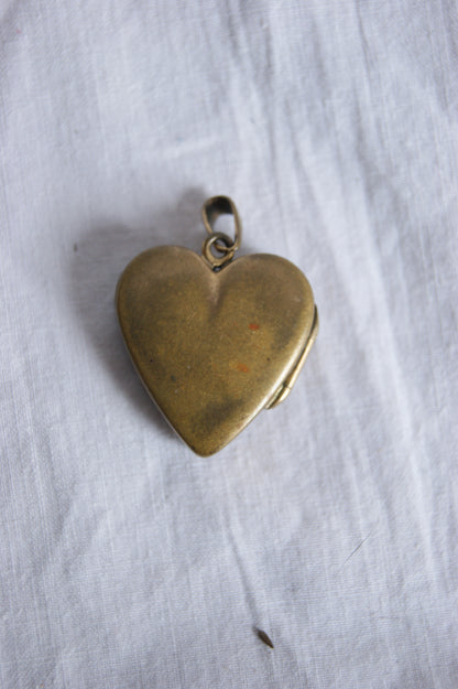 Late 1800s Antique Heart Photo Locket
